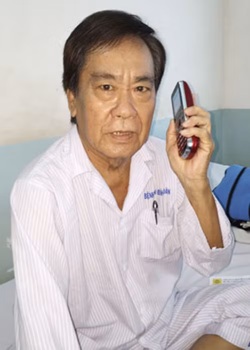 Trong những ngày tháng cuối đời, tác giả "Sao em nỡ đành quên" có mong muốn được làm một liveshow cho riêng mình và sẽ mời Hương Lan và Bảo Yến hát. Ảnh: An ninh thế giới