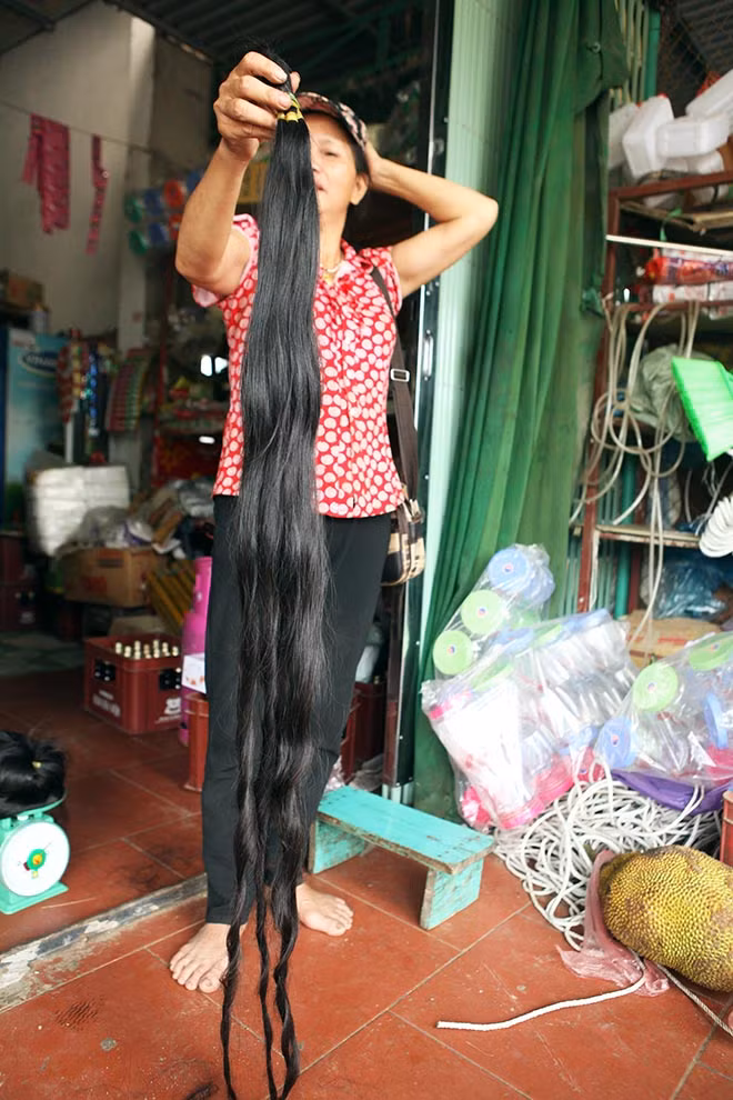 Di xe may xuyen Dong Duong, mua toc ca thien ha-Hinh-6