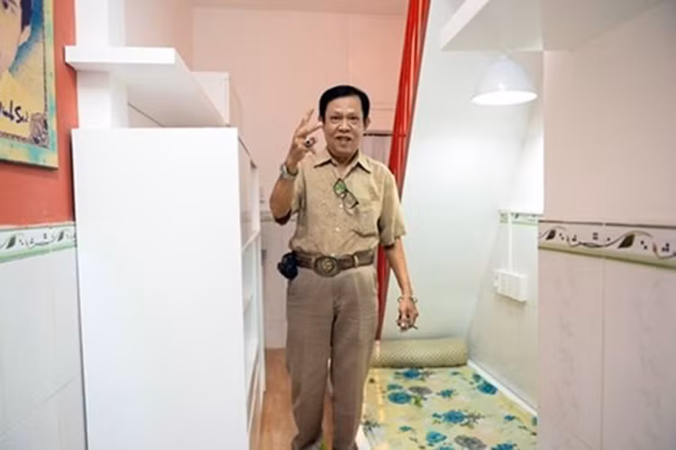 Những năm gần đây, dòng nhạc bolero quay trở lại dưới những hình thức khác nhau trong đó có gameshow. Vì vậy, nhạc sĩ Vinh Sử có cuộc sống khá sung túc nhờ tiền tác quyền bản nhạc bolero do ông sáng tác. Ảnh: Một thế giới