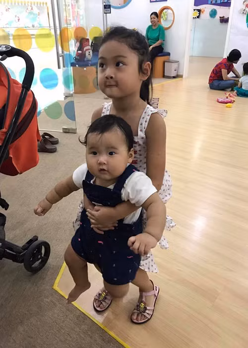 Bé Polar và bé Panda đều là phiên bản mini của bố.