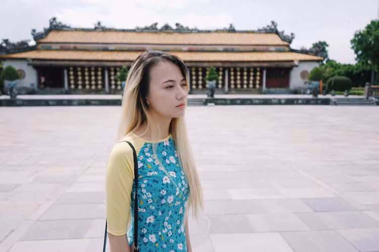 Xuân Nghi đến thăm Bà Nà Hills, Lăng vua Khải Định và cố đô Huế là một trong những tin tức sao Việt trong ngày 16/7.