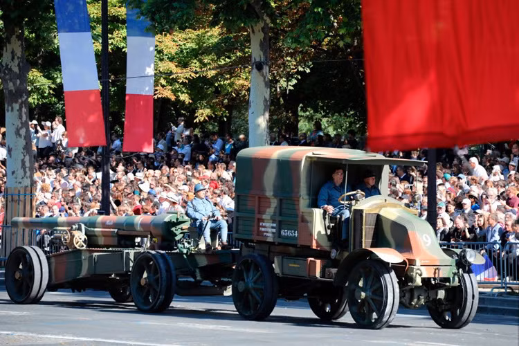 Chiếc xe tải huyền thoại Renault EG15 chế tạo từ năm 1914 vẫn hoạt động tốt như vừa mới xuất xưởng.