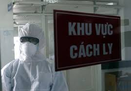 Song song với đó, nhân viên y tế là người có trách nhiệm hướng dẫn những người có liên quan về việc theo dõi sức khỏe và thông báo với đơn vị y tế khi có những biểu hiện bất thường.