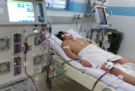 Nhiều bệnh nhân sốt xuất huyết không được điều trị đúng cách hoặc điều trị muộn có thể gặp phải biến chứng nguy hiểm chết người. 