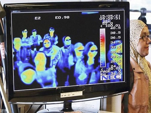 Theo đó, khi sàng lọc, phát hiện người nhập cảnh vào nước ta qua đường hàng không nhiễm MERS, thì quy trình khẩn cấp ứng phó với dịch MERS sẽ được kích hoạt ngay lập tức từ sân bay đến nơi điều trị. 