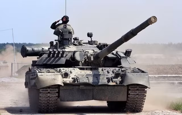 Si quan Viet Nam ban ve xe tang T-72 va T-80-Hinh-3
