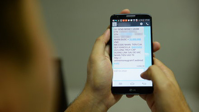 Lat tay thu doan toi pham cong nghe lua chiem doat toan bo tien trong TK ngan hang
