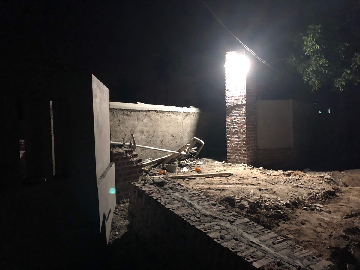 Quang Ninh: Mai cong do sap khi dang thi cong, 2 nguoi tu vong