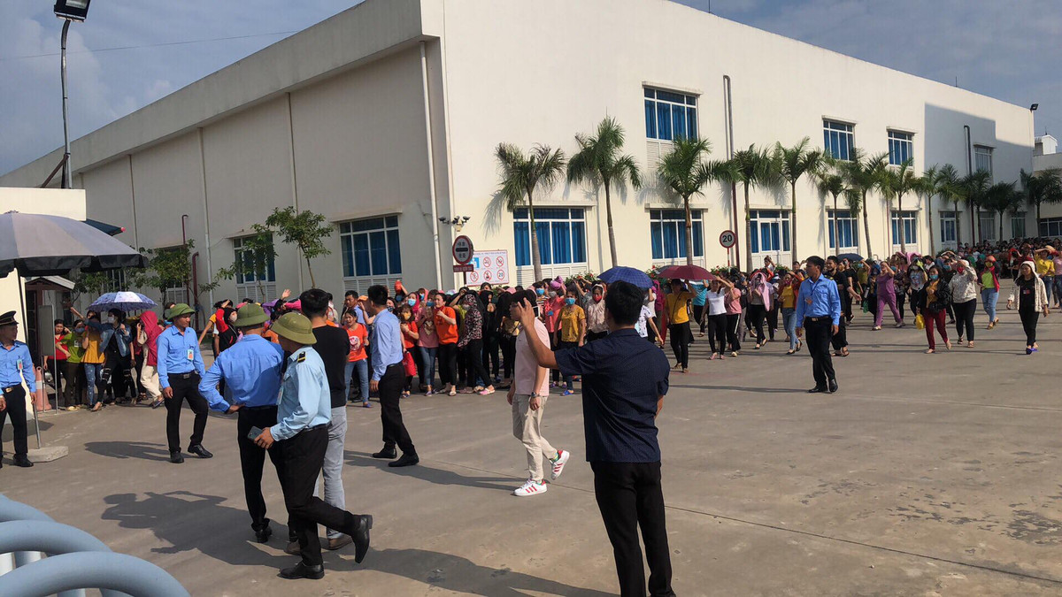 Hang tram cong nhan tai Cong ty TNHH Loi Tin nhap vien: He lo nguyen nhan ban dau-Hinh-4