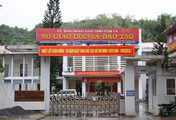 Gian lan thi cu THPT Quoc gia 2018 o Son La: Hang loat can bo, lanh dao bi ky luat