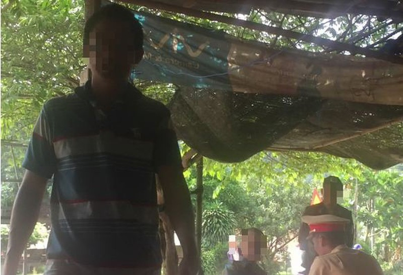 CSGT to cap tren bao ke xe tai bi dieu chuyen: “Tru dap” hay...dung quy trinh?