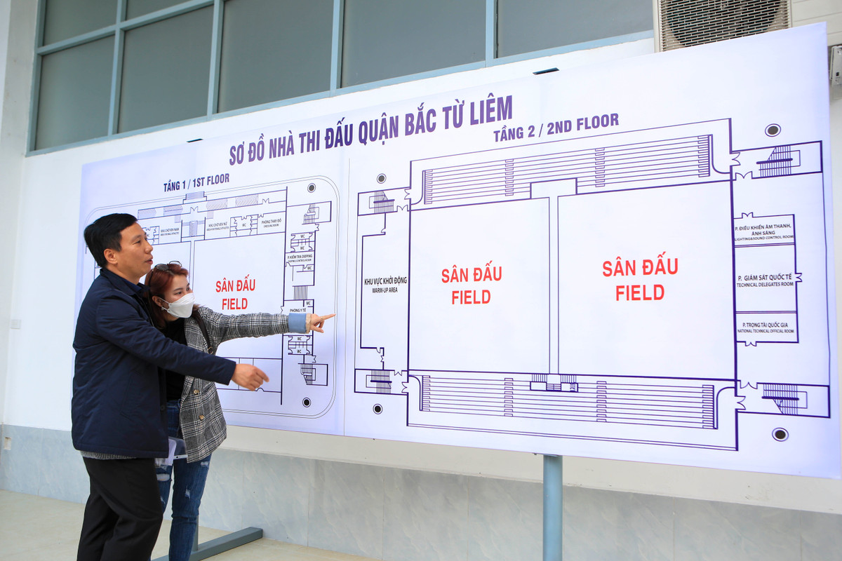 Sơ đồ di chuyển vào sân thi đấu được đặt ngay trước cửa Nhà thi đấu. Theo lãnh đạo Nhà thi đấu cho hay, toàn bộ hạng mục thi công có tổng mức đầu tư là 36 tỷ đồng.