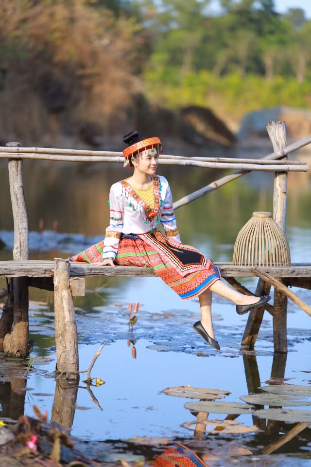 Chưa từng làm mẫu ảnh, tuy nhiên những bức ảnh của Thương Huyền lại khiến bao người nhung nhớ.