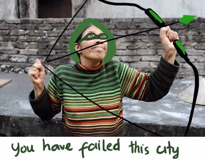 Diễn tả lai cảm xúc sợ hãi trong phim nhưng khuôn mặt của bà Vũ Thị Đào lại được nhận xét là siêu hài hước. Ngoài ra, những động tác như khua tay, dậm chân hơi thô cứng của bà cũng khiến cư dân mạng được một tràng cười chảy nước mắt.