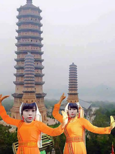 Theo lời kể, kẻ mạo danh đã lập trang cá nhân giống tên Phương Thúy, bật chế độ chặn chính cô và ăn cắp ảnh cá nhân đem đi làm trò cười trên các fanpage nổi tiếng. Bài đăng nhờ sửa ảnh mà fanpage Beat đăng tải thực ra là một trò "phá hoại" của kẻ mạo danh khiến chủ nhân của những bức ảnh phải hứng chịu toàn bộ hậu quả.