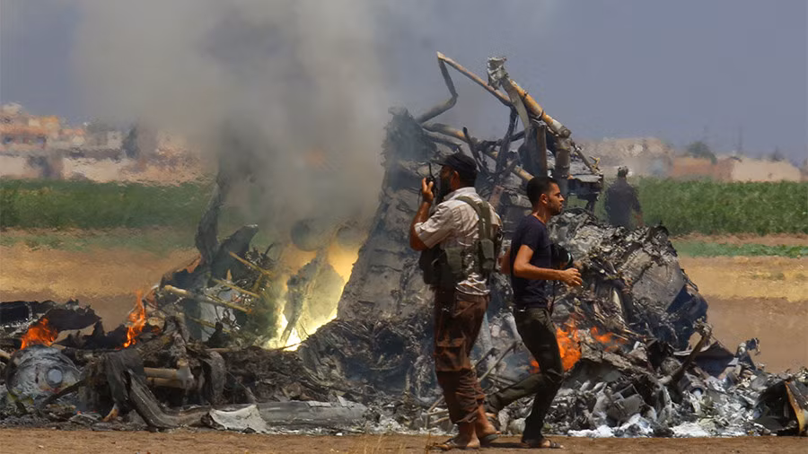 Hiện trường nơi chiếc Mi-8 bị bắn rơi. Ảnh: RT