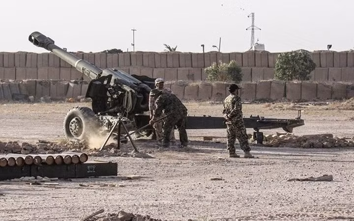 D-20 có thể bắn nhiều loại đạn pháo 152mm khác nhau. Gần 30 nước trên thế giới vẫn còn sử dụng mẫu lựu pháo D-20 152mm.