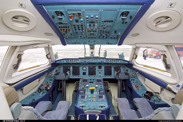 Xét về tầm giá từ 20-30 triệu USD, khó có dòng máy bay chở khách nào của châu Âu có thể cạnh tranh lại An-148, nhất là khi nó mang trên mình các công nghệ hàng không tiên tiến nhất cũng của châu Âu nhưng vẫn mang trong mình sức mạnh của của các dòng máy bay vận tải Antonov trước đây. Ảnh: Jet Photos.