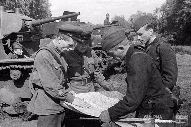 Trận Stalingrad diễn ra trên một phạm vị chiến trường cực lớn hơn 100.000km2, với chiều dài từ 450-850km, tổng quân số hai bên tham chiến trên chiến trường lên đến hơn 2 triệu người. Nguồn ảnh: RIA.