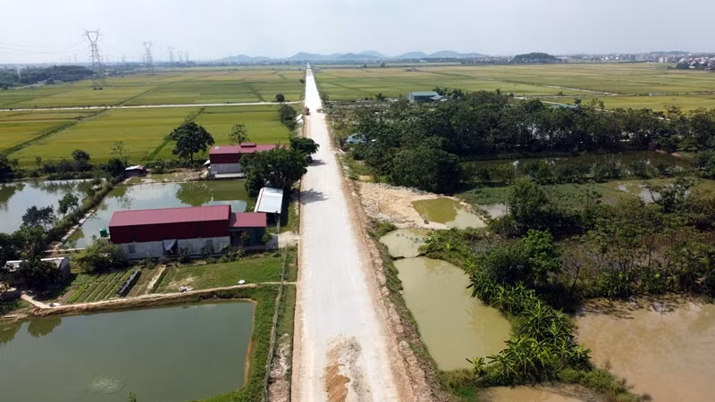 Người dân địa phương đang háo hức, mong chờ ngày tuyến đường đầu tư xây dựng TL.287 hoàn thiện, đưa vào sử dụng.