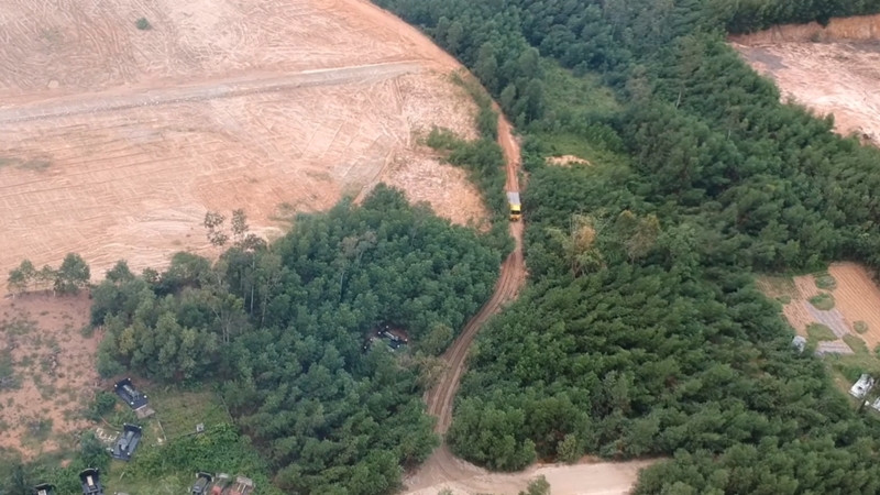 Diện tích khu vực thuê đất và khai thác là 3,7871ha, trữ lượng mỏ được phép đưa vào thiết kế khai thác 348.059m3; công suất khai thác 95.000m3/năm; thời gian thuê đất và khai thác 4 năm kể từ ngày cấp giấy phép.