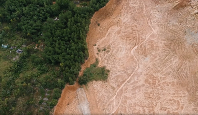 Mỏ này là để phục vụ cho san lấp cho dự án khu tái định cư kết hợp phát triển quỹ đất, phục vụ cho dự án xây dựng hệ thống đê bao nhằm ứng phó với biến đổi khí hậu tại xã Tịnh Kỳ, TP.Quảng Ngãi.