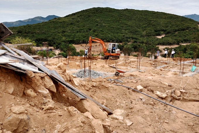 Dự án khu du lịch sinh thái Trí Nguyên trên đảo Trí Nguyên được cấp Giấy chứng nhận đầu tư mới nhất vào đầu năm 2019, xác nhận phần diện tích đất dự kiến sử dụng 68,8ha, gồm 39,2ha mặt đất và 29,6ha mặt nước liền kề. (Ảnh: Báo Khánh Hòa).