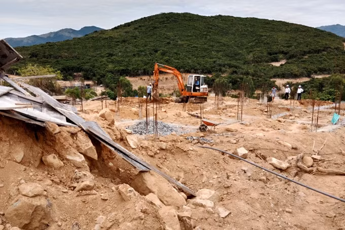 Dự án khu du lịch sinh thái Trí Nguyên trên đảo Trí Nguyên được cấp Giấy chứng nhận đầu tư mới nhất vào đầu năm 2019, xác nhận phần diện tích đất dự kiến sử dụng 68,8ha, gồm 39,2ha mặt đất và 29,6ha mặt nước liền kề. (Ảnh: Báo Khánh Hòa).