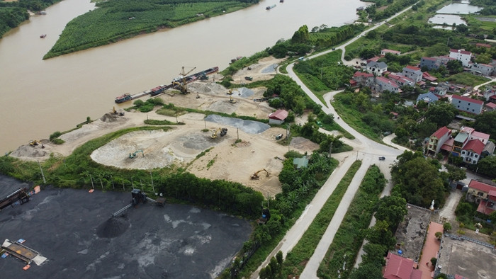 Bo song Duong bi “gam” nham nho: Huyen Que Vo co buong long quan ly?