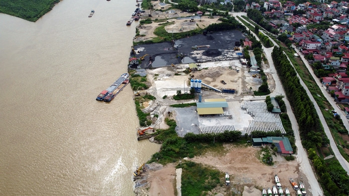 Bo song Duong bi “gam” nham nho: Huyen Que Vo thong tin bat ngo