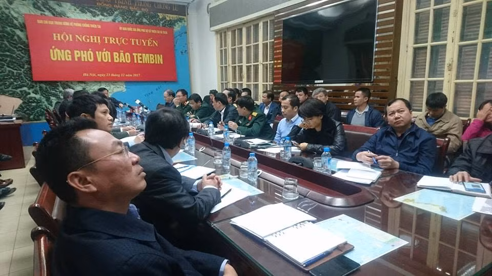 Hội nghị trực tuyến ứng phó bão Tembin sáng nay.
