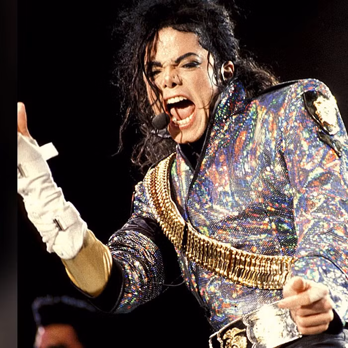 Su that chan dong sau dieu nhay bat chap trong luc cua Michael Jackson