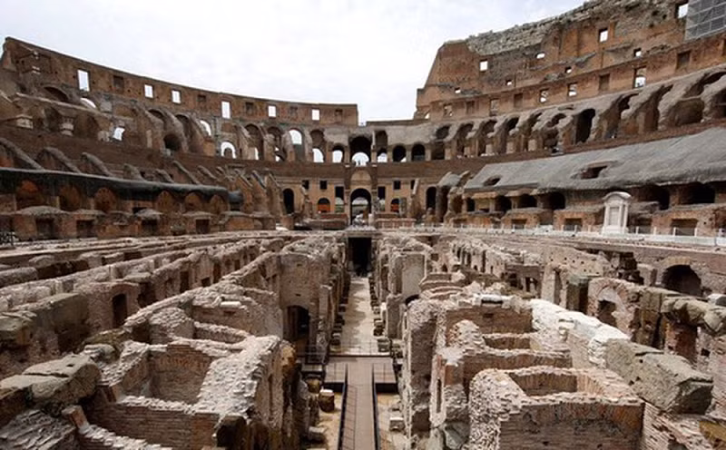 Các nhà khảo cổ học đã phân tích xương của các binh sĩ tại thành phố cổ Ephesos ( thuộc Thổ Nhĩ Kỳ ngày nay). Kết quả cho thấy chế độ ăn của họ hoàn toàn là ngũ cốc và đậu.