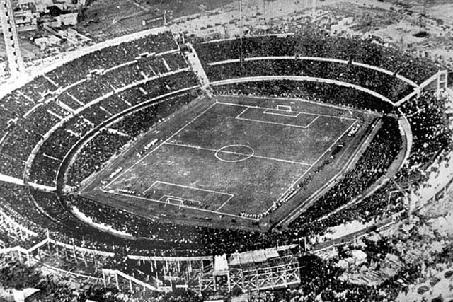  7. World Cup đầu tiên được tổ chức bởi Uruguay vào năm 1930: Uruguay là nước chủ nhà đầu tiên nhưng cuối cùng cũng trở thành nhà vô địch World Cup đầu tiên.