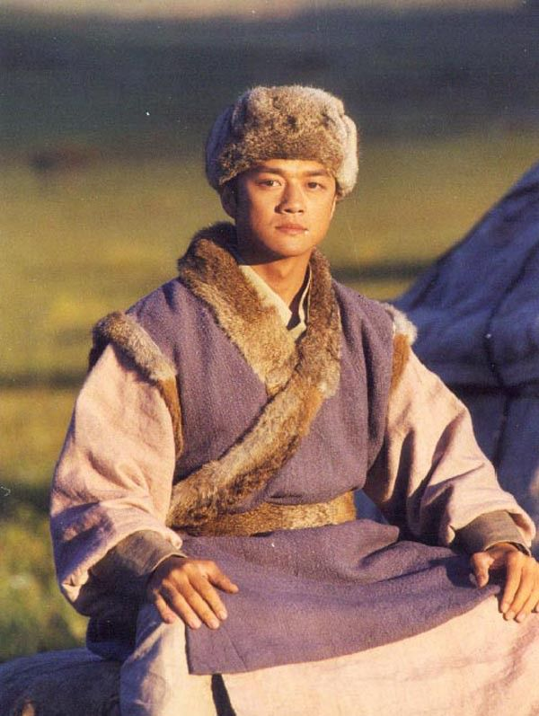 7. "Trước mặt cũng có mưa lớn, chạy đi đâu mà không ướt như nhau?" - Anh Hùng Xạ Điêu.