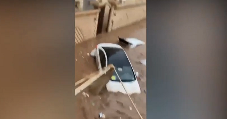 Thánh địa Mecca của Saudi Arabia bị lũ lụt tàn phá Thanh dia Mecca cua Saudi Arabia bi lu lut tan pha