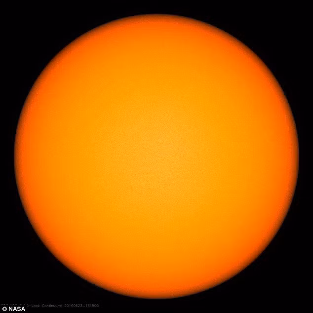 Hiểu một cách đơn giản, Mặt trời của chúng ta chính là không đáp ứng tiêu chí của người ngoài hành tinh.