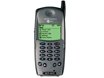 Khoảng thời gian từ năm 2001 là khi công nghệ 3G đã thịnh hành. Tới năm 2009, nhu cầu sử dụng di động của người dùng ngày một tăng cao và họ đòi hỏi chất lượng cũng như tốc độ cao, là tiền đề cho công nghệ 4G ra đời. 4G có lợi thế là tốc độ truy cập Internet nhanh hơn cũng như nhiều ứng dụng đa truyền thông tiên tiến.