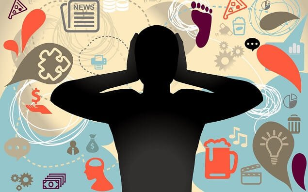 4. Sự chú ý dư thừa: Bạn có cảm thấy mình rất khó tập trung không? Đôi khi đơn giản chỉ là bạn đang mắc bẫy hiện tượng chú ý dư thừa.