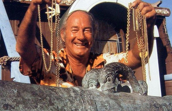 Xác tàu Atocha là một trong những kho báu lớn nhất mọi thời đại. Nhóm của Fisher đã ký thỏa thuận giao hơn 25% kho báu cho bang Florida. Sau gần một thập kỷ xét xử, năm 1982, Tòa án Tối cao đưa ra phán quyết bang Florida không có quyền sở hữu kho báu và hoàn trả lại cho những người phát hiện.