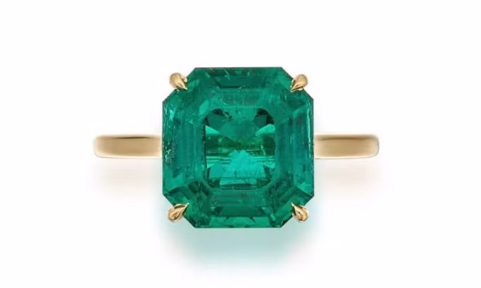 Dự kiến bán đấu giá lần đầu tiên vào tháng 12 tới, chiếc nhẫn thuộc quyền sở hữu của vợ giám đốc điều hành công ty Perdue Farms.