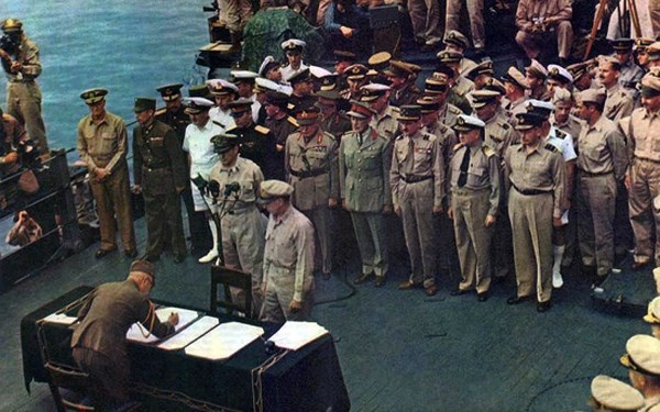 Khi lục quân Nhật khép vòng vây, Hatanaka tự sát bằng cách bắn vào đầu mình. Một tiếng sau đó, thông điệp phát thanh của Nhật hoàng Hirohito được loan trên làn sóng điện. Như vậy Nhật Bản đã đầu hàng.