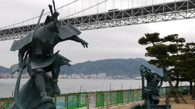 Được biết, những con cua truyền thuyết Heikegani có kích thước rất nhỏ, chỉ chừng 4cm. Theo giải thích khoa học, con người thấy phần mai cua giống hệt mặt người là do một hội chứng có tên “pareidolia” tạo nên, hay còn biết tới như một loại “ảo giác”.