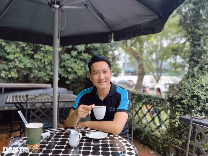 Nguyen Phi Hung: “Toi tre lau vi... dut day than kinh gian doi“