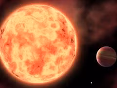 Nguyên nhân là lực thủy triều quá mạnh mẽ của những gã khổng lồ khí nóng này đã tác động ngược lại sao mẹ của nó, khiến ngôi sao quay nhanh hơn và hoạt động mạnh mẽ hơn, giống như một cách ngưng đọng thời gian.