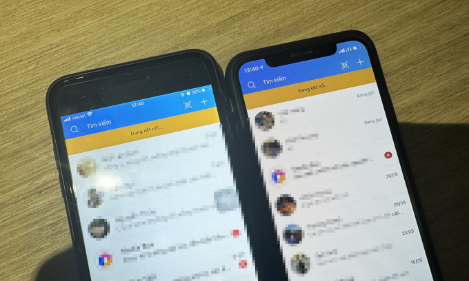 Chị Ánh cho biết, bản thân ít khi sử dụng Zalo, nhưng trưa nay được một người bạn chia sẻ thông tin qua ứng dụng nên phải truy cập. "Khi mở đoạn chat, ứng dụng không tải được tin nhắn mới. Tin nhắn gửi đi ở trạng thái 'đang gửi' cả tiếng đồng hồ", chị này chia sẻ.