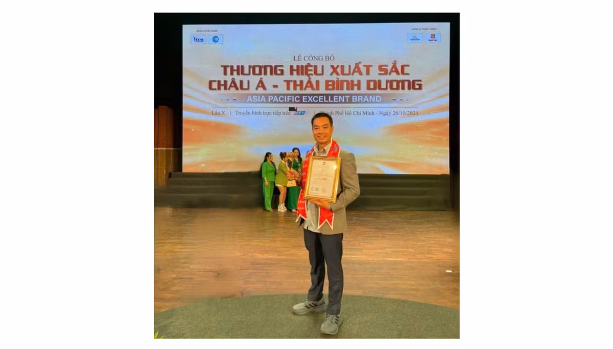 [e-Magazine] Chef Le Van Tuan: Tu cau be danh giay thanh dau bep 24 the gioi-Hinh-7