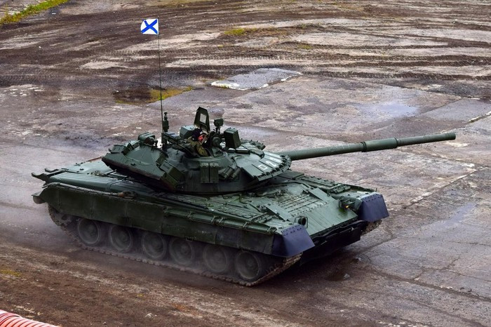 Đồng thời điểm yếu cố hữu trên các dòng xe tăng do Nga nâng cấp nói chung là giá thành quá cao khiến cho Nga hầu như trượt trong các hợp đồng nâng cấp xe tăng.