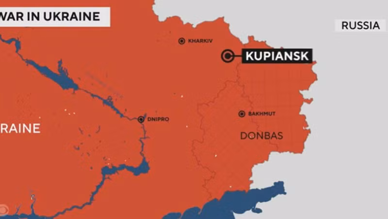 Vị trí chiến lược của Kupyansk khiến khu vực này trở thành chiến trường trọng điểm cho các cuộc đối đầu bằng drone. Đây không chỉ là đầu mối đường sắt then chốt vận chuyển tiếp tế cho tiền tuyến phía Đông của Ukraine, mà còn là điểm xuất phát quan trọng cho các chiến thuật “du kích UAV” của Kiev. Ảnh: CBS