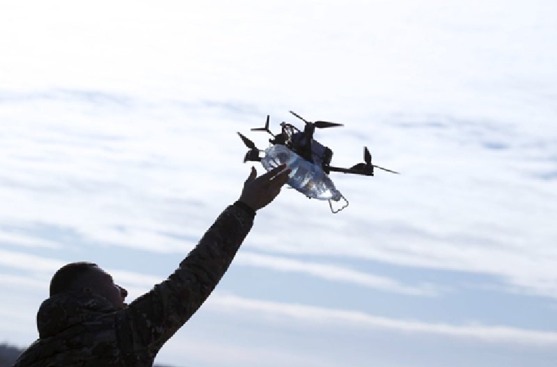 UAV “Baba Yaga” với chi phí thấp, tính linh hoạt cao và khả năng mang theo vật liệu nổ, đã được quân đội Ukraine sử dụng rộng rãi để trinh sát và quấy rối các vị trí của quân đội Nga. Ảnh: Rg.ru